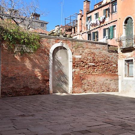Cozy Apartment Near Rialto Bridge/ St.Mark Square Venesia Bagian luar foto