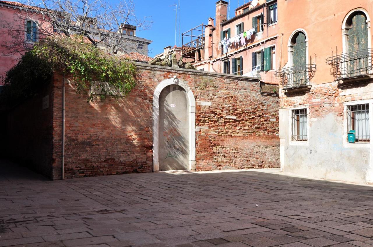 Cozy Apartment Near Rialto Bridge/ St.Mark Square Venesia Bagian luar foto