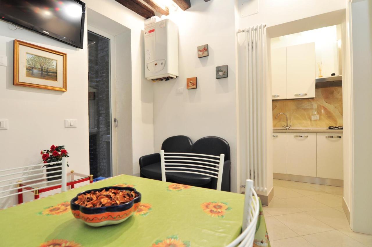 Cozy Apartment Near Rialto Bridge/ St.Mark Square Venesia Bagian luar foto